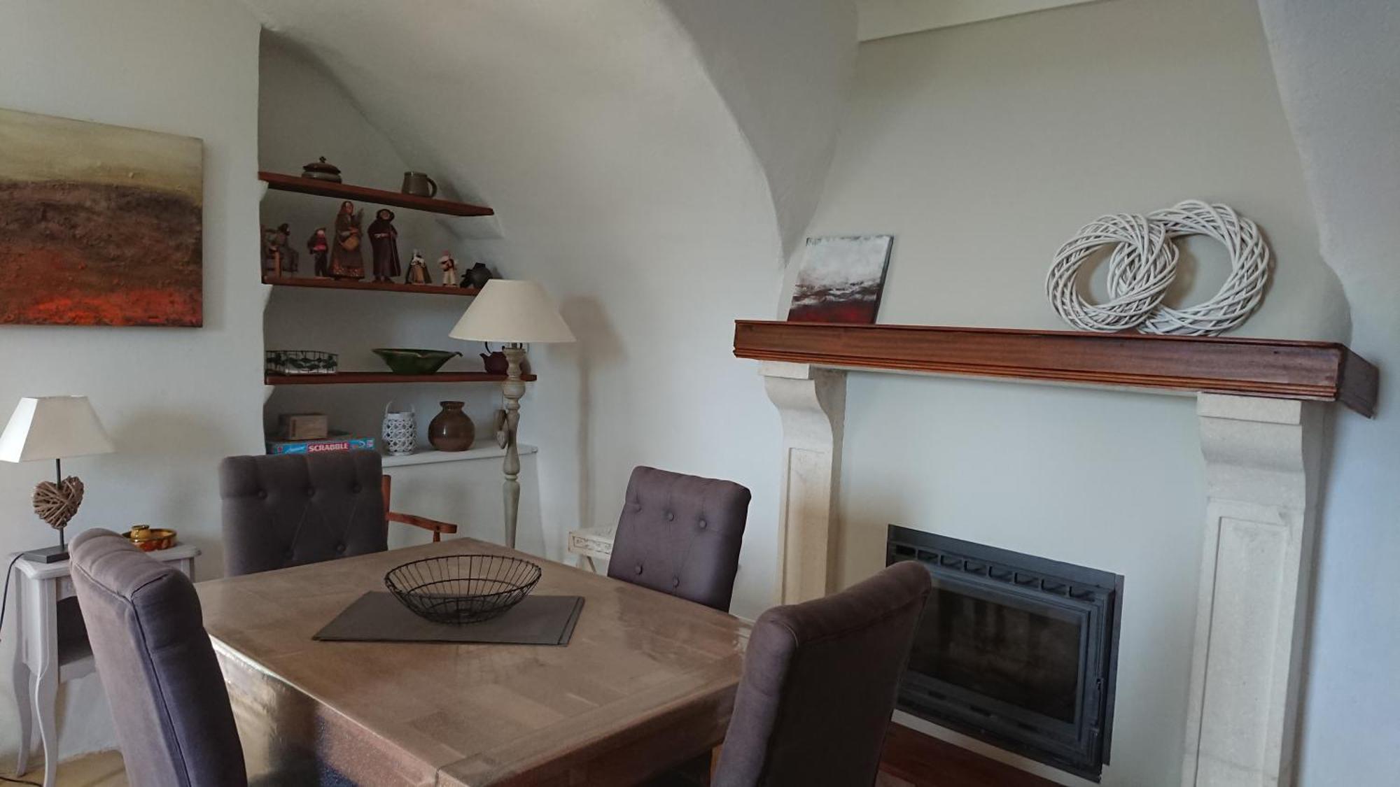 Gîte en Cévennes du sud, bergerie restaurée, 2 à 4 personnes, piscine, vue exceptionnelle, authenticité et confort Saint-Laurent-le-Minier Exterior foto