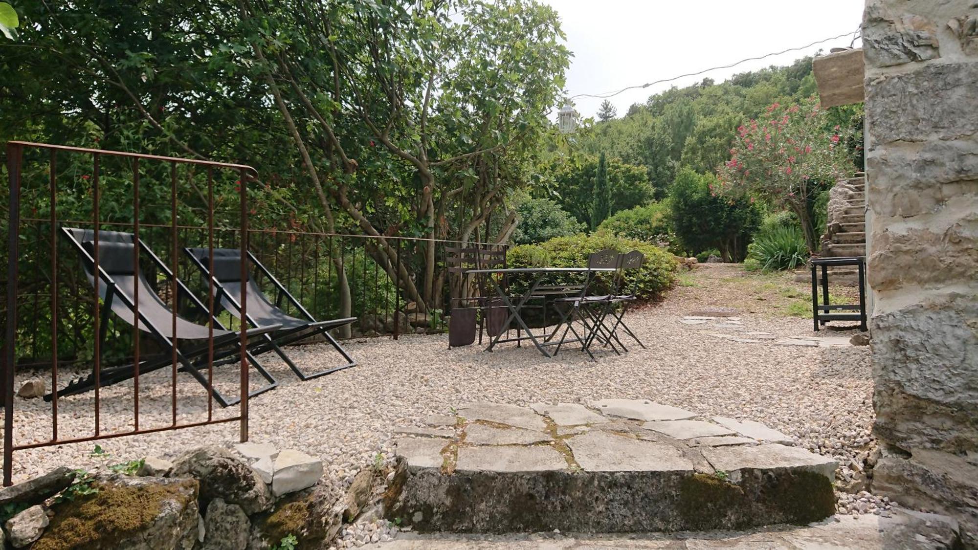 Gîte en Cévennes du sud, bergerie restaurée, 2 à 4 personnes, piscine, vue exceptionnelle, authenticité et confort Saint-Laurent-le-Minier Exterior foto